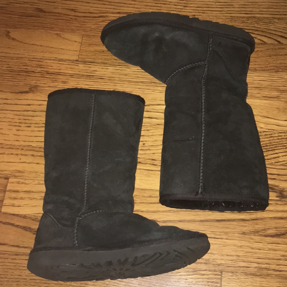 Women’s Ugg Tall Black Boots